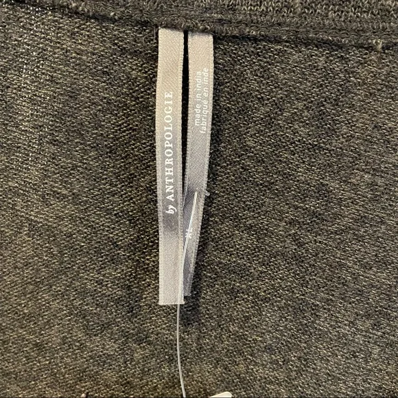 *Sold* Anthropologie Criss Cross Cropped Two Way Sweater - Picture 4 of 15